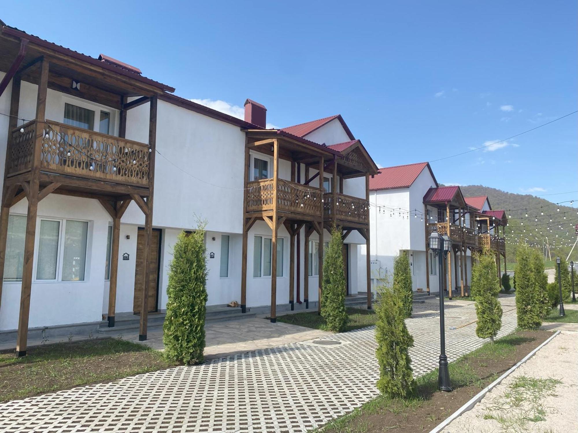 Motives Inn Dilidschan Exterior foto