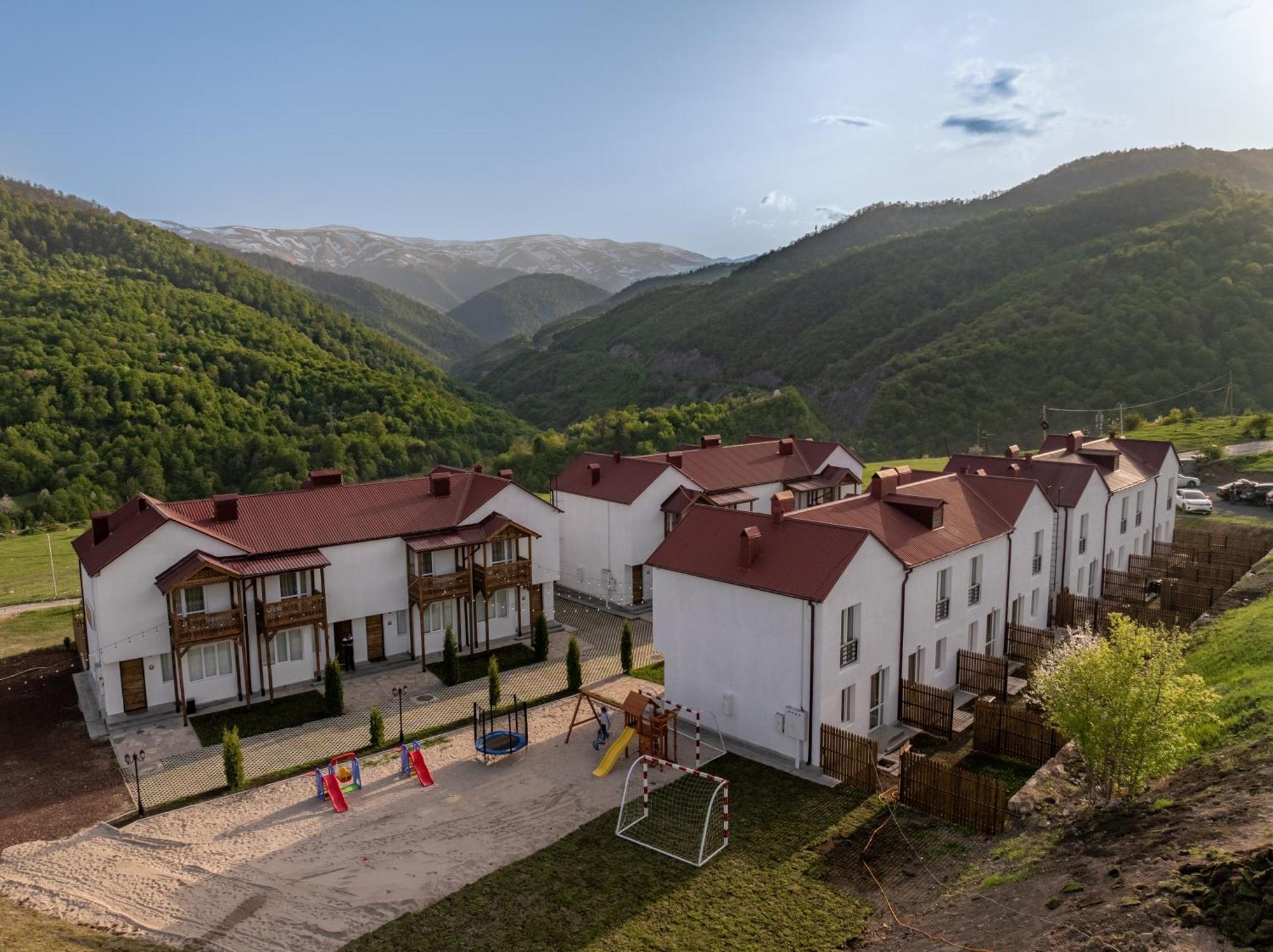 Motives Inn Dilidschan Exterior foto